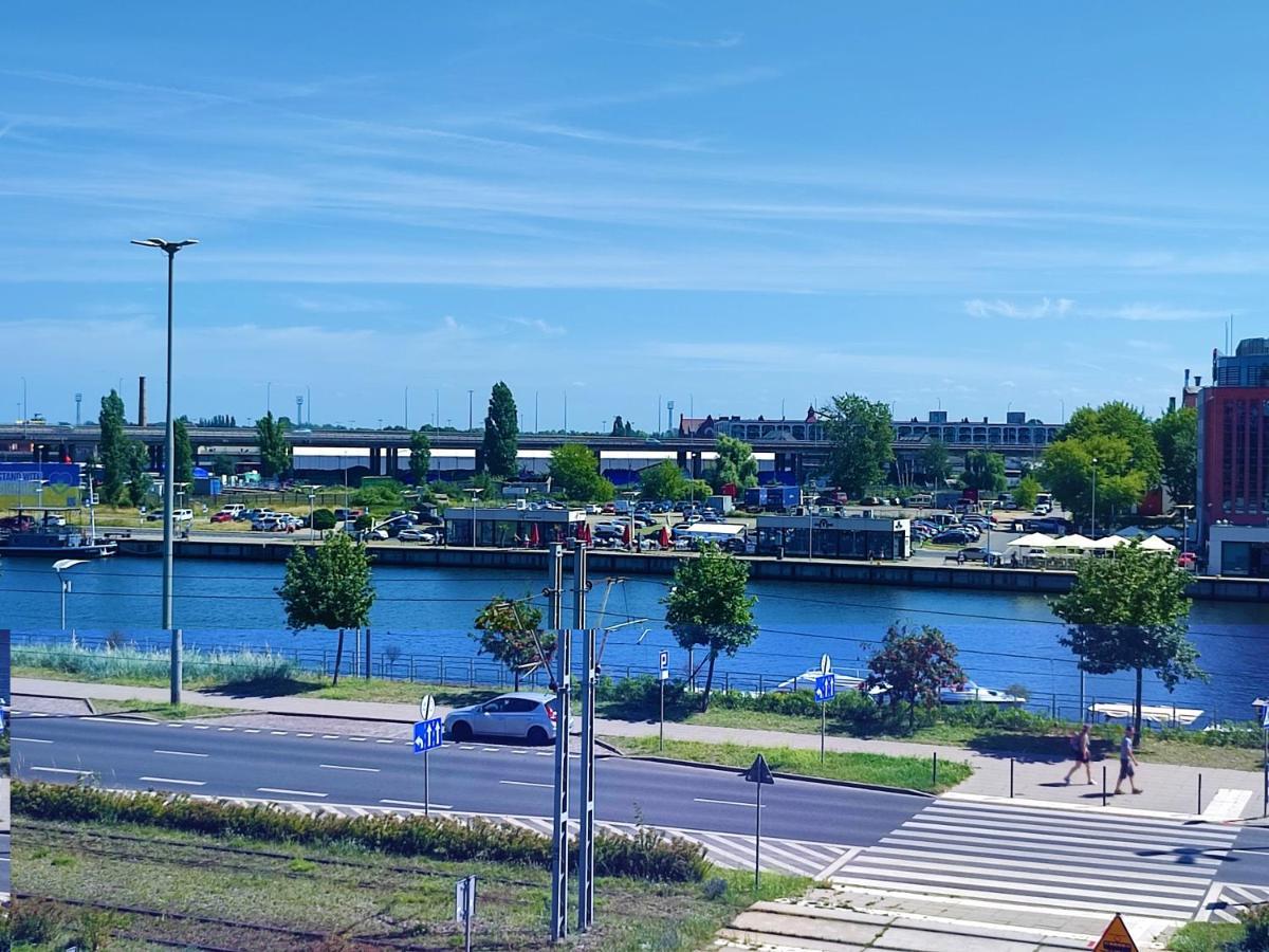 Apartamenty Wielka Odrzanska Centrum Szczecin Luaran gambar